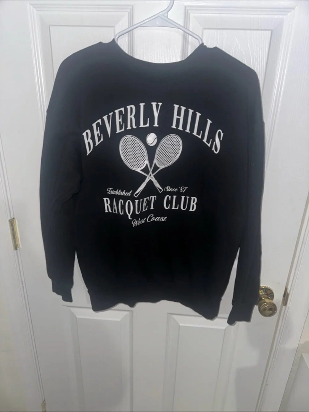 No Boundaries Black Graphic Crewneck Sweatshirt oversized- size Small - Picture 2 of 4